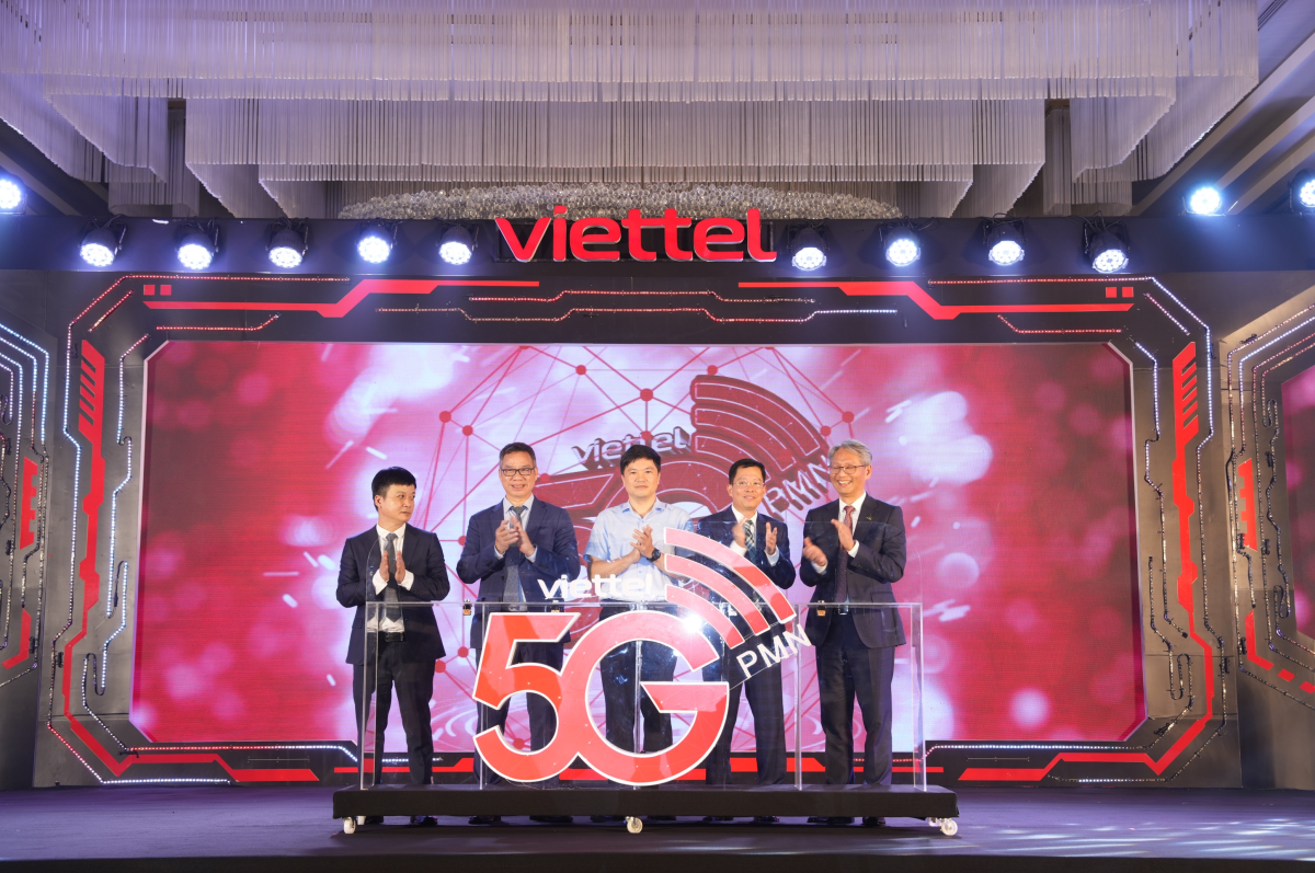 Viettel Solutions công bố triển khai thử nghiệm thành công 5G PMN cho nhà máy thông tin của Pegatron tại Hải Phòng. Ảnh: Linh Hùng